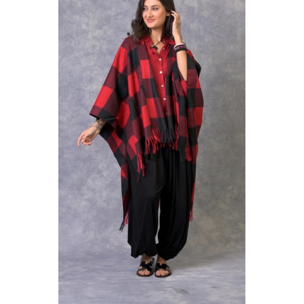 Rhea Red Black Buffalo Plaid Poncho Fringe Open Front One Size‎